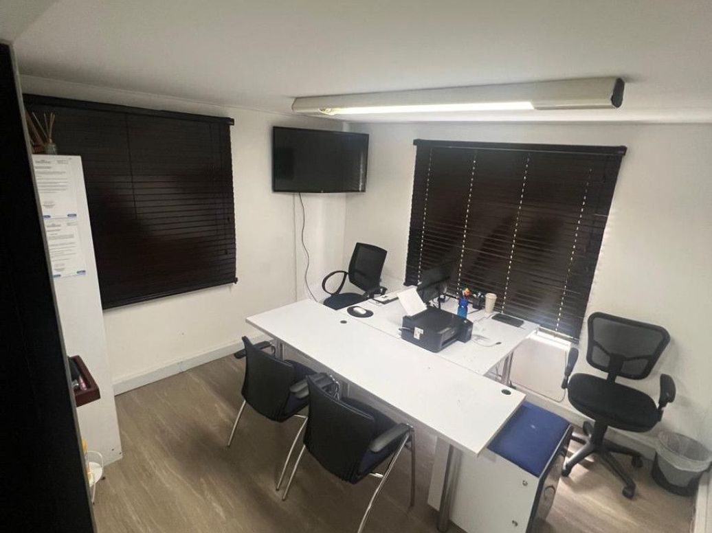 Casa de 5 alcobas en venta en Santa Ana Occidental, Bogotá, 220 m² · foto 5 de 20