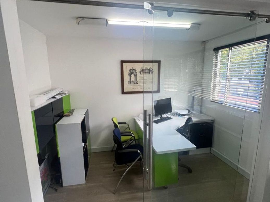 Casa de 5 alcobas en venta en Santa Ana Occidental, Bogotá, 220 m² · foto 16 de 20