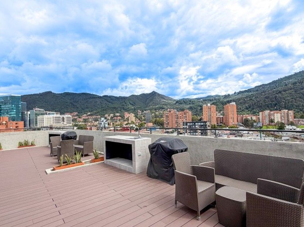 Apartamento de 1 alcoba en venta en Santa Ana Occidental, Bogotá, 33 m² · foto 2 de 20