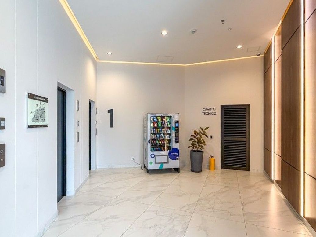 Apartamento de 1 alcoba en venta en Santa Ana Occidental, Bogotá, 33 m² · foto 7 de 20