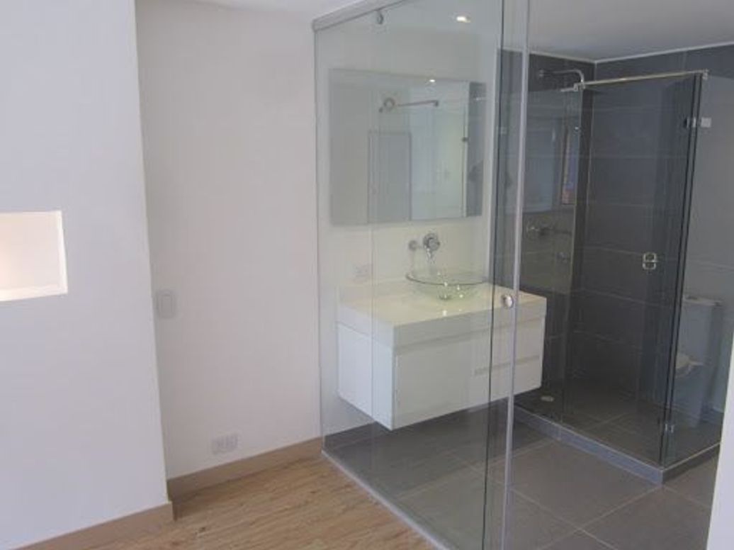 Apartamento de 1 alcoba en venta en Chicó Norte, Bogotá, 60 m² · foto 12 de 13