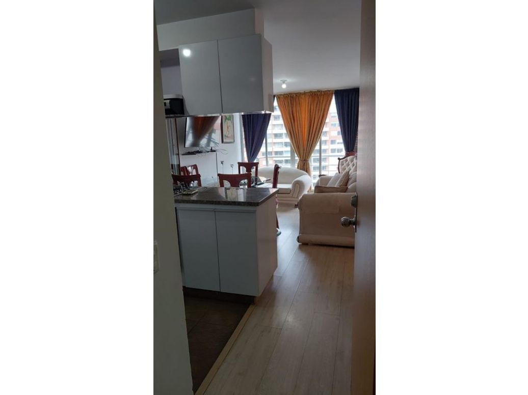 Apartamento de 2 alcobas en venta en Villemar Fontibon, Bogotá, 53 m² · foto 2 de 8