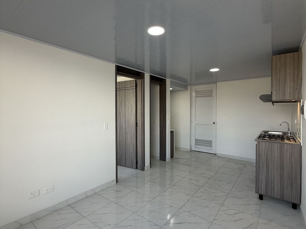 Apartaestudio en venta en Colseguros, Bogotá, 30 m² · foto 2 de 12