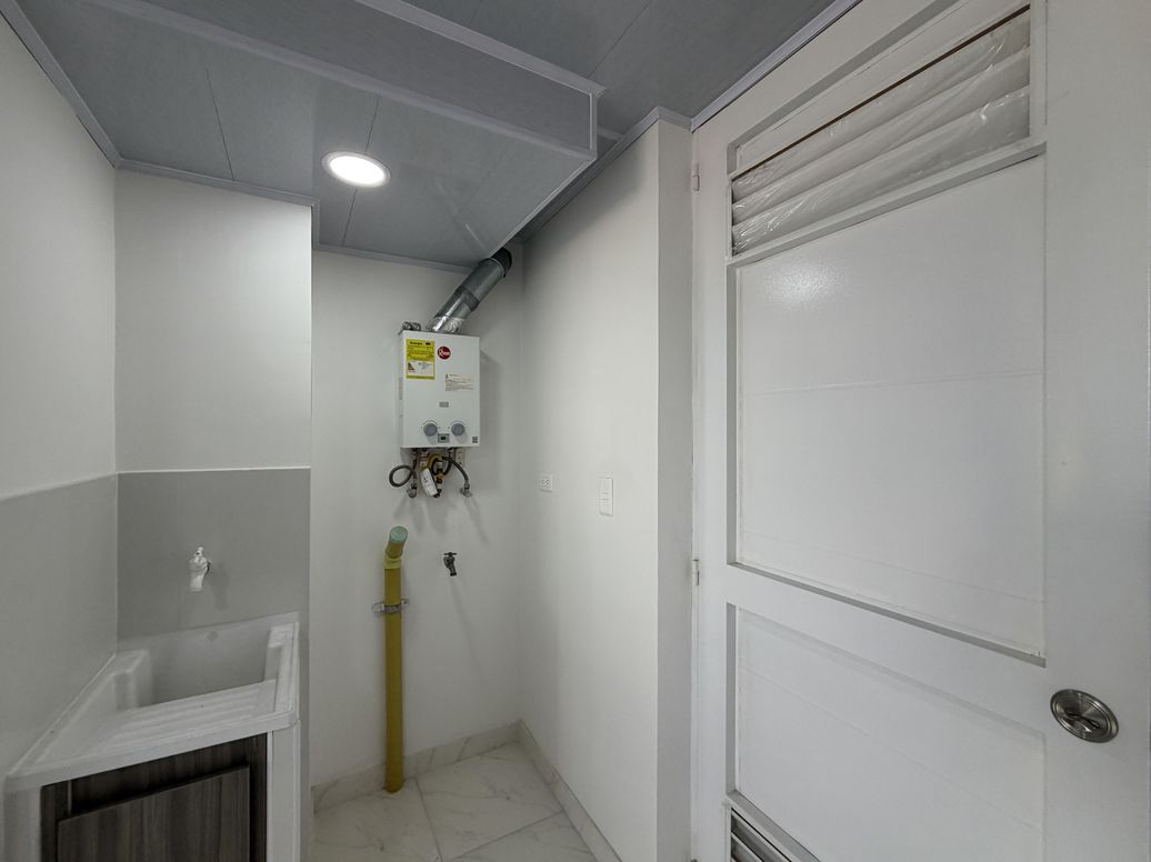 Apartaestudio en venta en Colseguros, Bogotá, 30 m² · foto 5 de 12