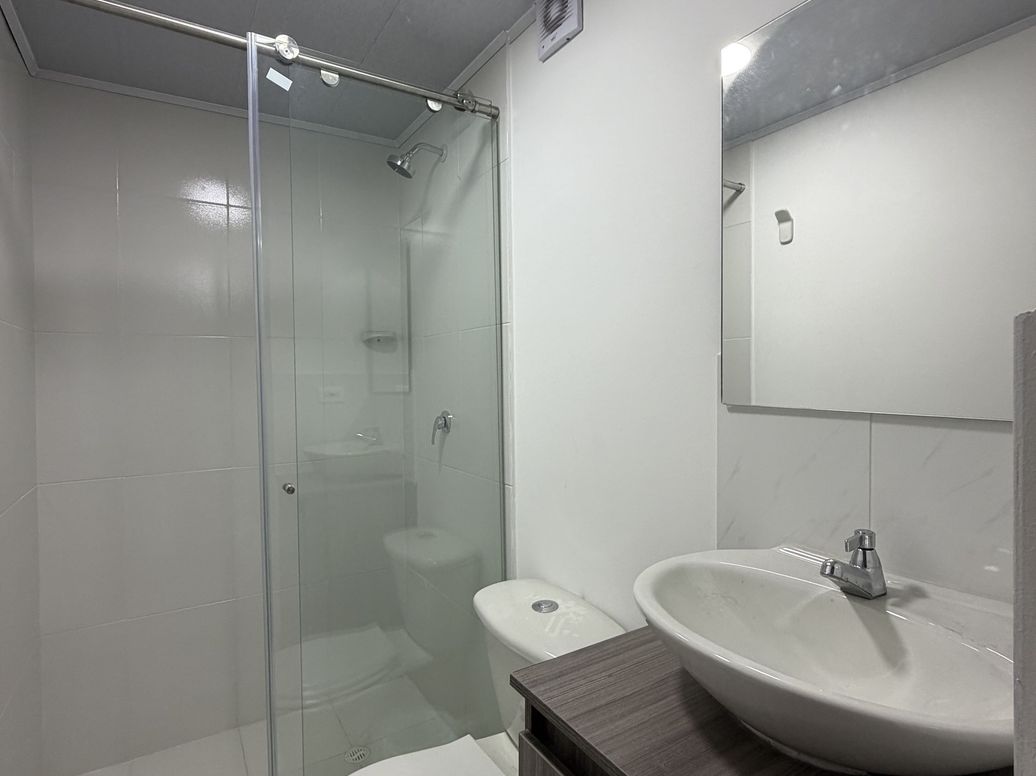Apartaestudio en venta en Colseguros, Bogotá, 30 m² · foto 6 de 12