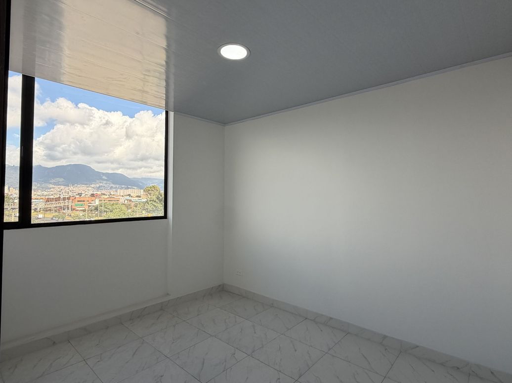 Apartaestudio en venta en Colseguros, Bogotá, 30 m² · foto 8 de 12