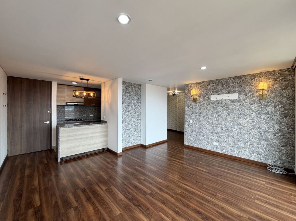 Apartamento en venta en Hayuelos, Bogotá · foto 2 de 14
