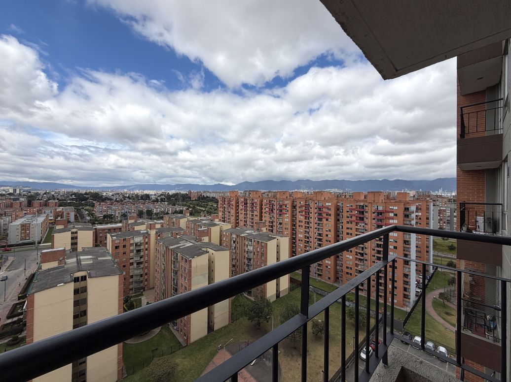 Apartamento en venta en Hayuelos, Bogotá · foto 6 de 14