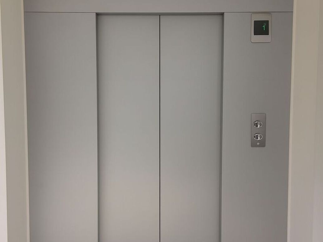 Apartamento de 3 alcobas en venta en Ub. Santa Coloma, Bogotá, 108 m² · foto 11 de 19