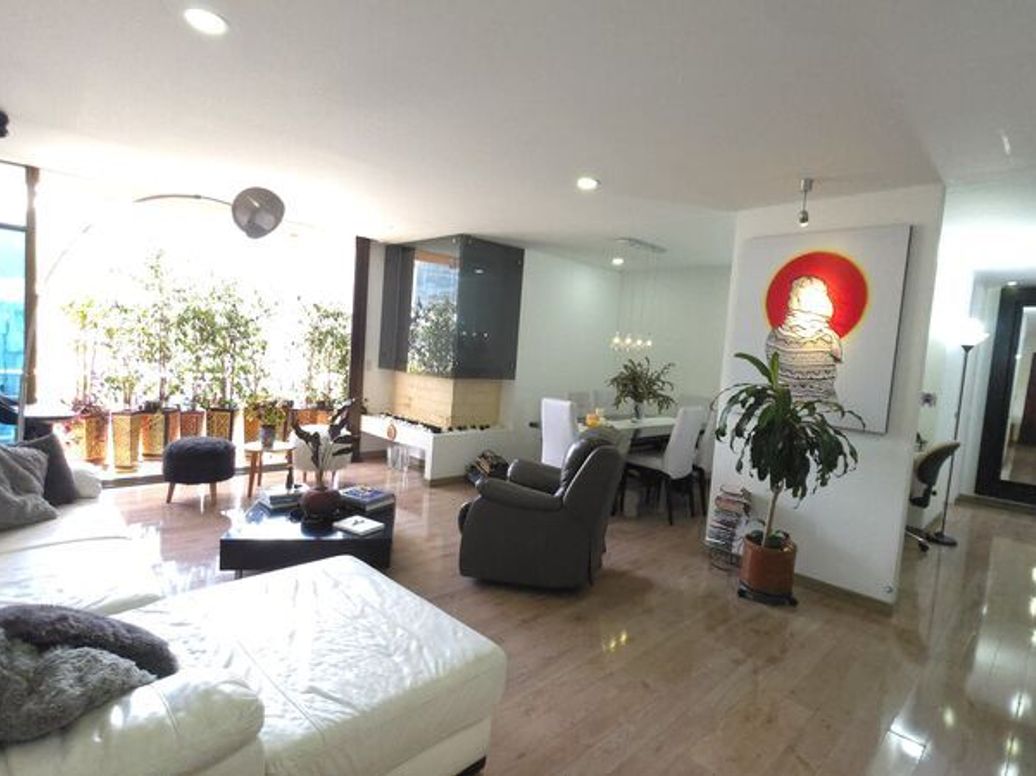 Apartamento de 3 alcobas en venta en Molinos Norte, Bogotá, 133 m² · foto 2 de 19
