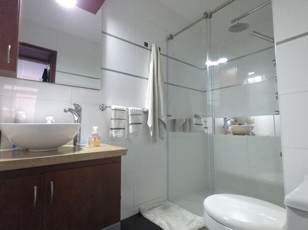 Apartamento de 3 alcobas en venta en Molinos Norte, Bogotá, 133 m² · foto 12 de 19