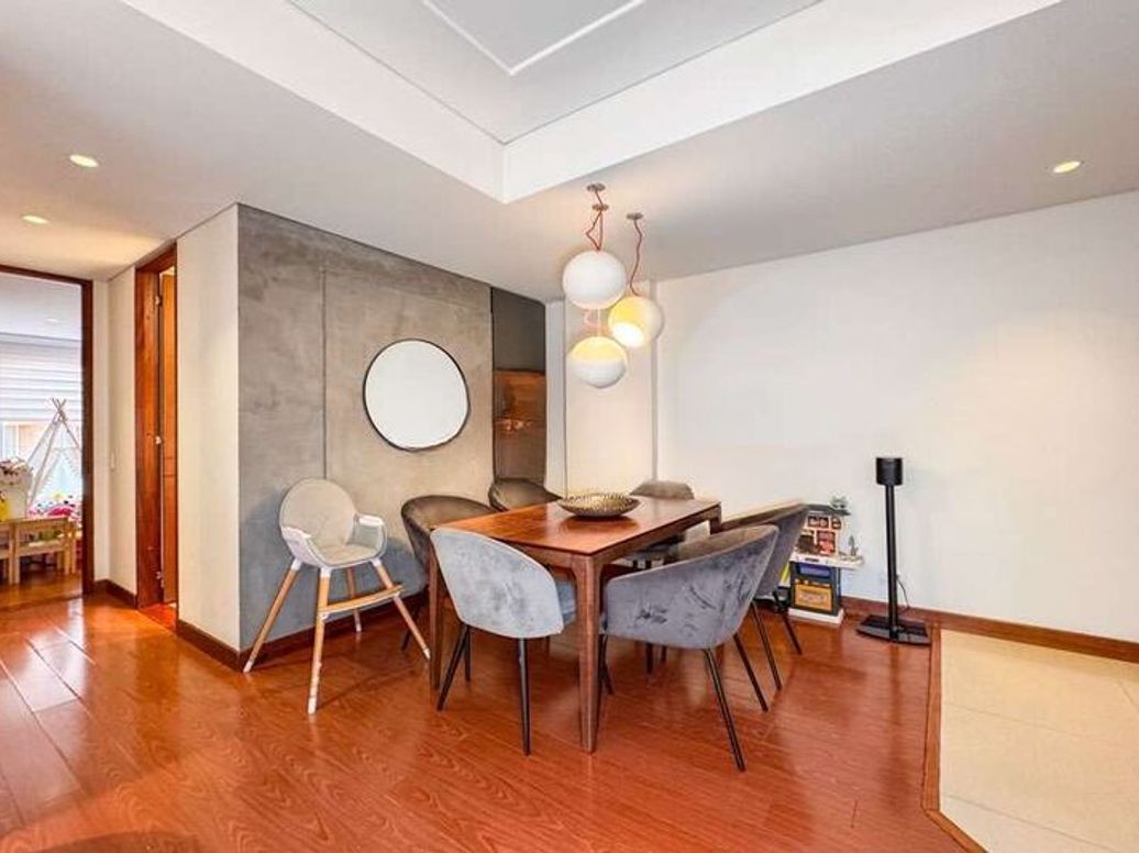 Apartamento de 2 alcobas en venta en Santa Barbara Occidental, Bogotá, 72 m² · foto 4 de 12