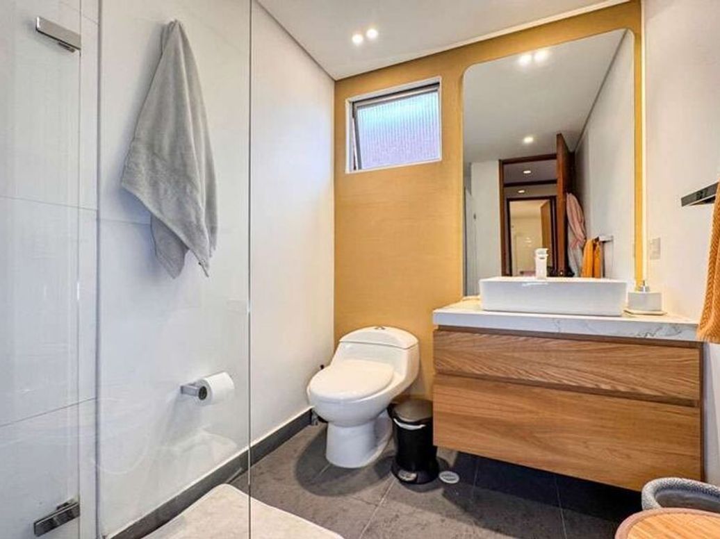 Apartamento de 2 alcobas en venta en Santa Barbara Occidental, Bogotá, 72 m² · foto 10 de 12