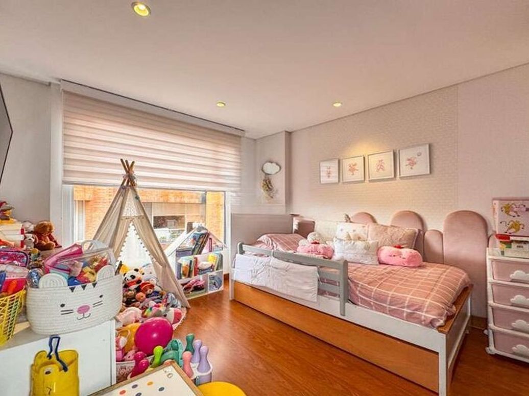 Apartamento de 2 alcobas en venta en Santa Barbara Occidental, Bogotá, 72 m² · foto 11 de 12