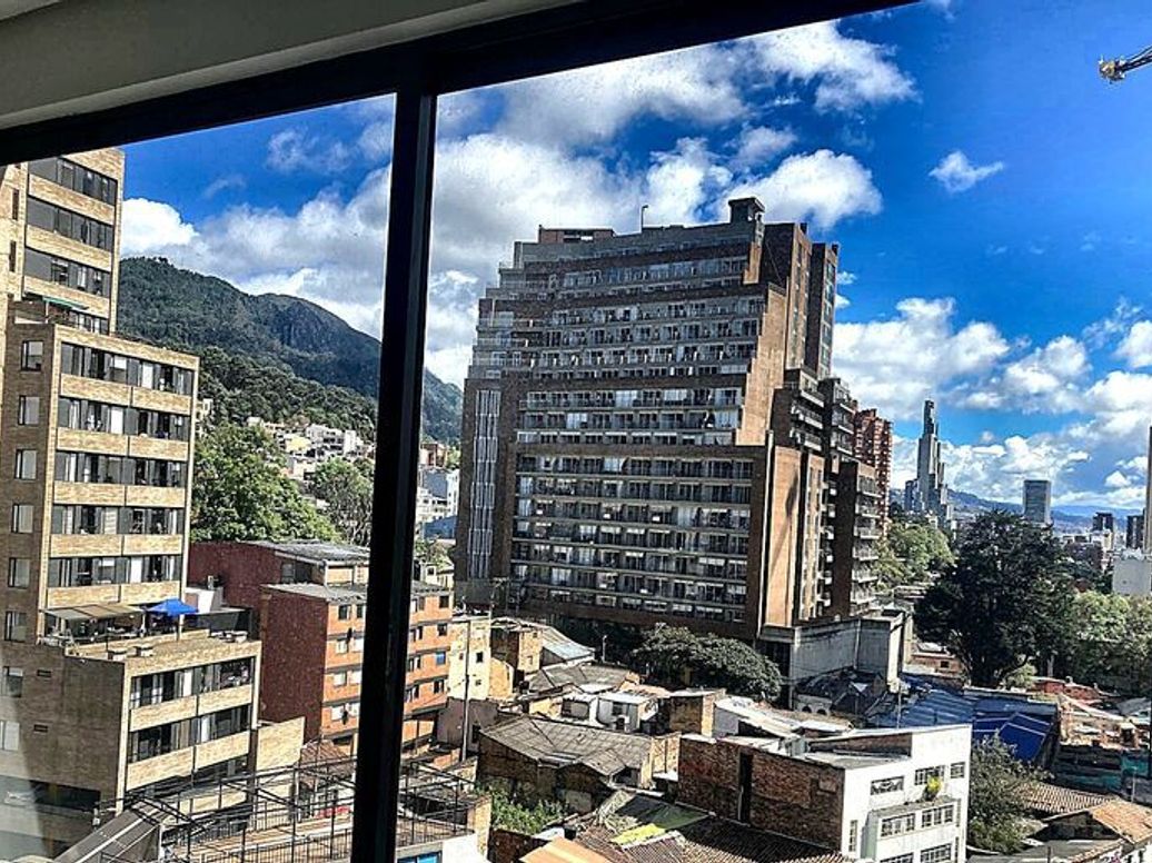 Apartamento de 1 alcoba en venta en La Merced, Bogotá, 41 m² · foto 5 de 14