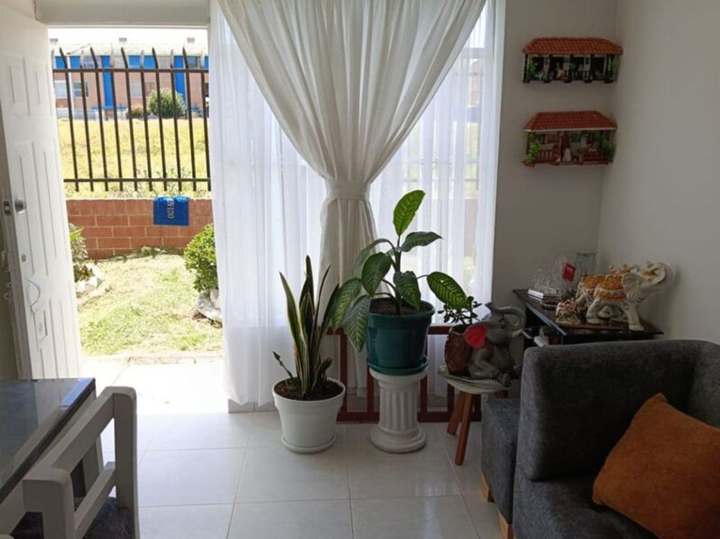 Casa de 3 alcobas en venta en Campo Alegre, Bogotá, 62 m² · foto 6 de 20