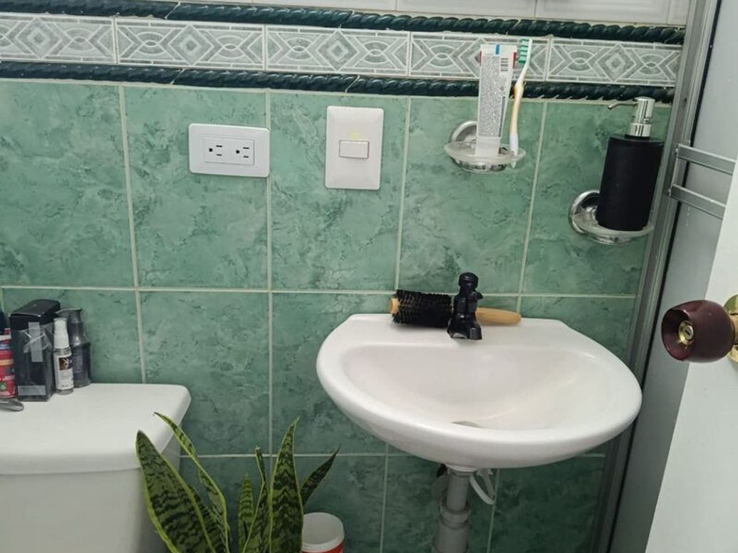 Casa de 3 alcobas en venta en Campo Alegre, Bogotá, 62 m² · foto 14 de 20