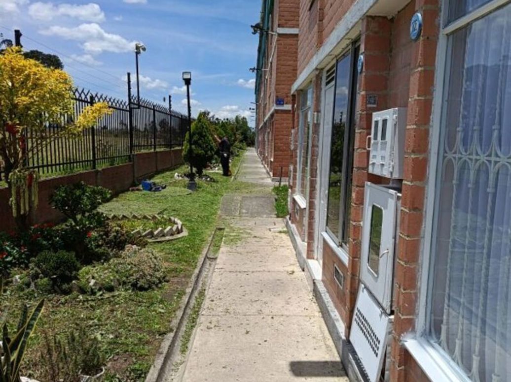 Casa de 3 alcobas en venta en Campo Alegre, Bogotá, 62 m² · foto 4 de 20