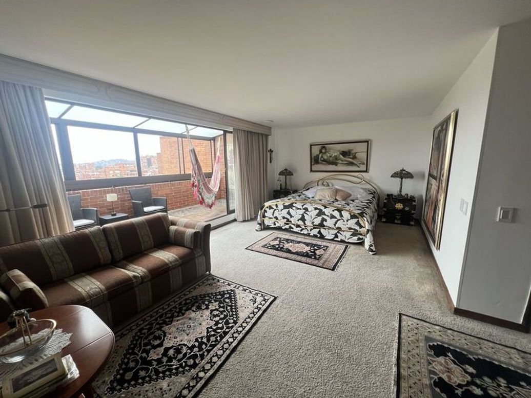 Apartamento de 5 alcobas en venta en La Carolina, Bogotá, 320 m² · foto 12 de 20