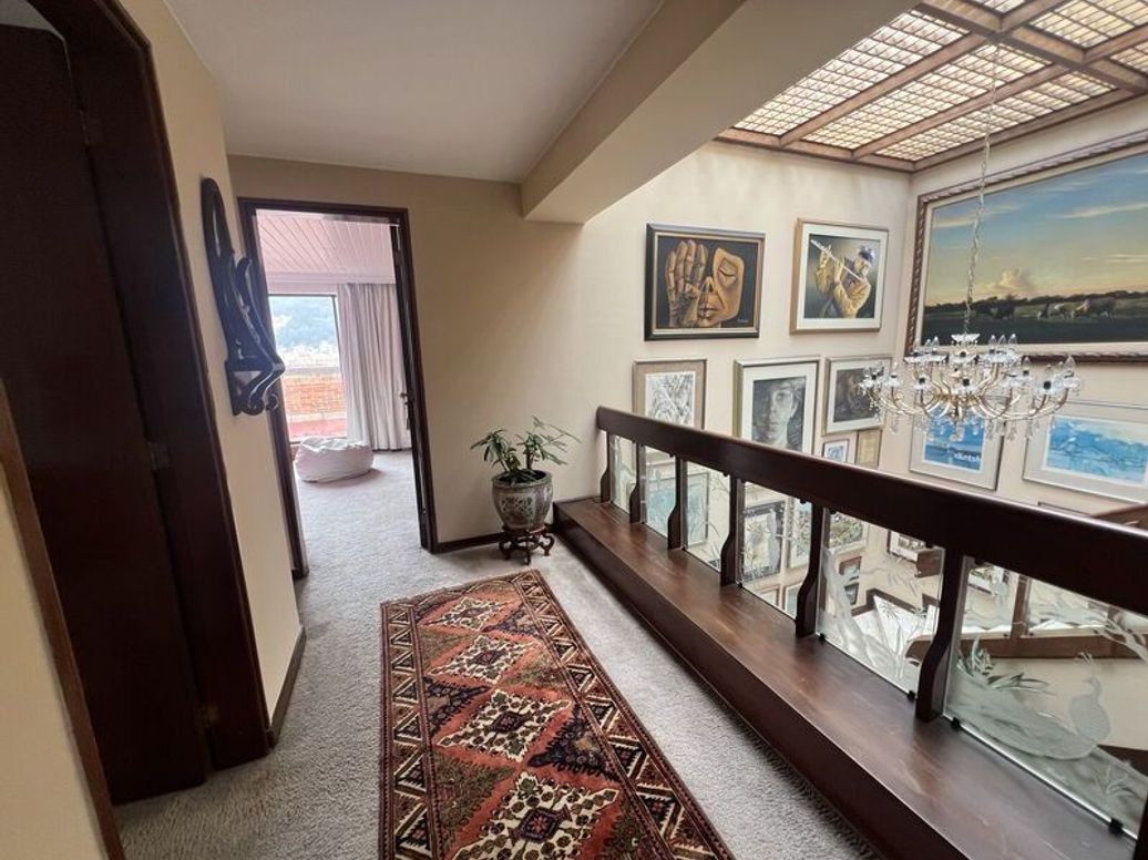 Apartamento de 5 alcobas en venta en La Carolina, Bogotá, 320 m² · foto 20 de 20
