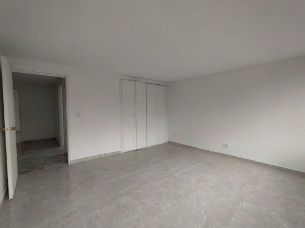Apartamento de 3 alcobas en venta en Santa Bibiana, Bogotá, 167 m² · foto 14 de 20