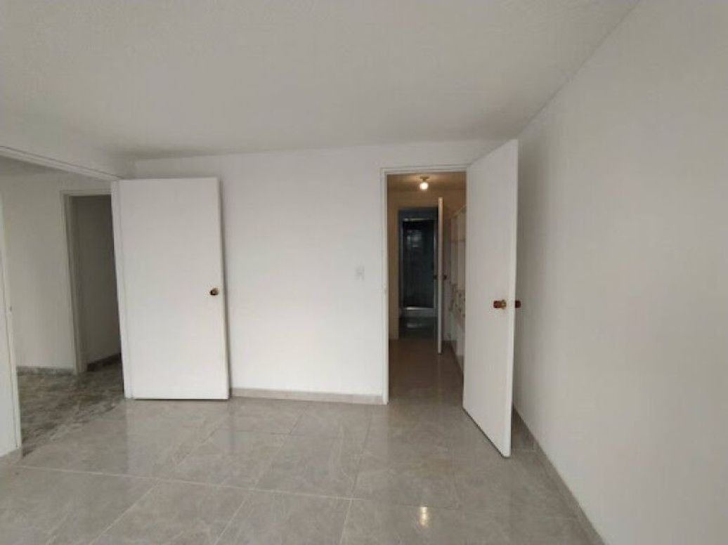 Apartamento de 3 alcobas en venta en Santa Bibiana, Bogotá, 167 m² · foto 6 de 20
