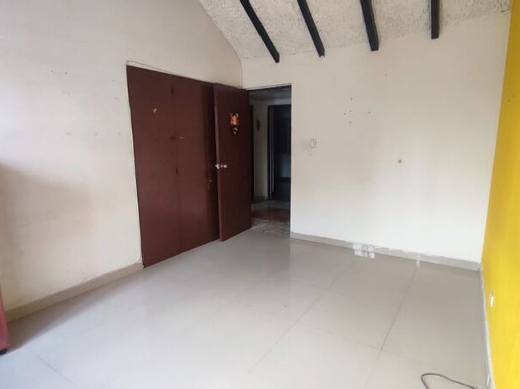 Casa de 5 alcobas en venta en Nueva Marsella Et. I, Bogotá, 231 m² · foto 17 de 20