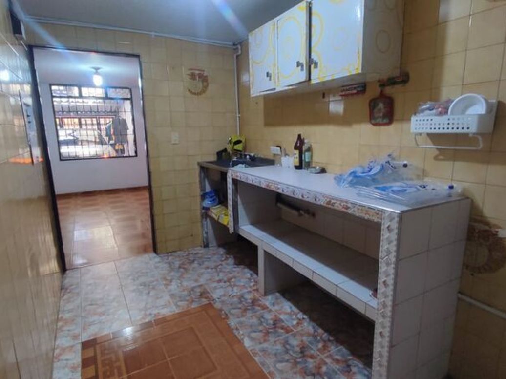 Casa de 5 alcobas en venta en Nueva Marsella Et. I, Bogotá, 231 m² · foto 4 de 20