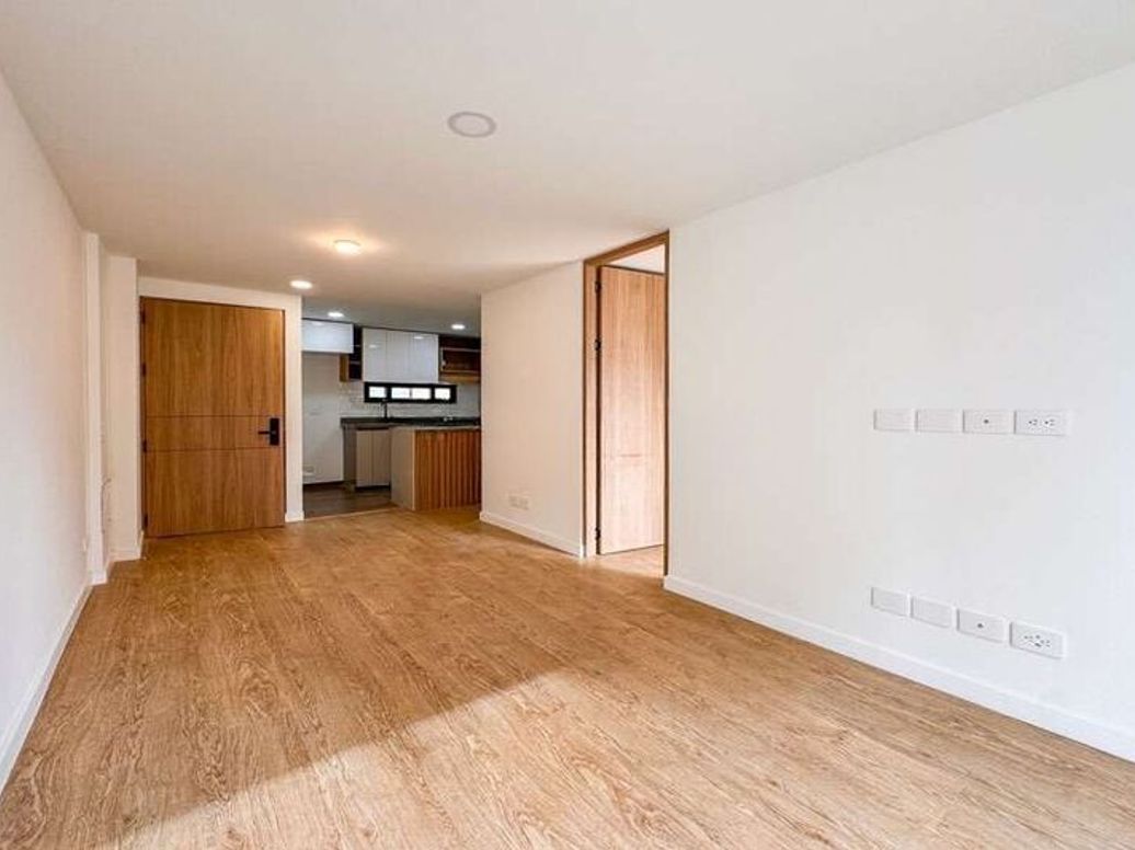 Apartamento de 1 alcoba en venta en Los Cedros, Bogotá, 47 m² · foto 2 de 8