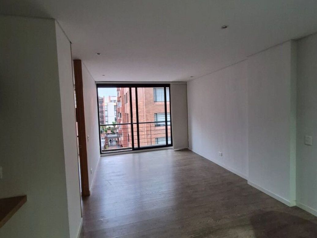 Apartamento de 1 alcoba en venta en Los Cedritos, Bogotá, 60 m² · foto 8 de 16