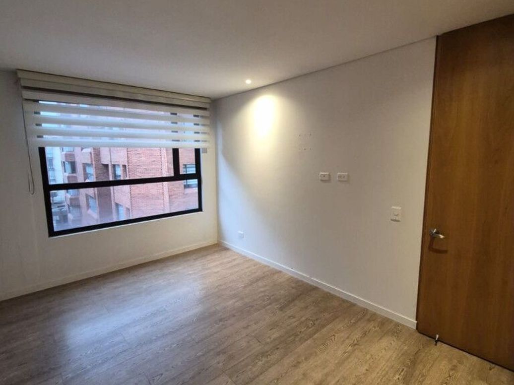 Apartamento de 1 alcoba en venta en Los Cedritos, Bogotá, 60 m² · foto 11 de 16