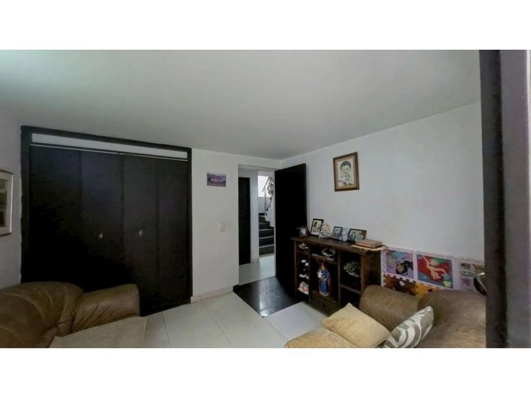 Casa de 2 alcobas en venta en Usaquén, Bogotá, 118 m² · foto 3 de 10