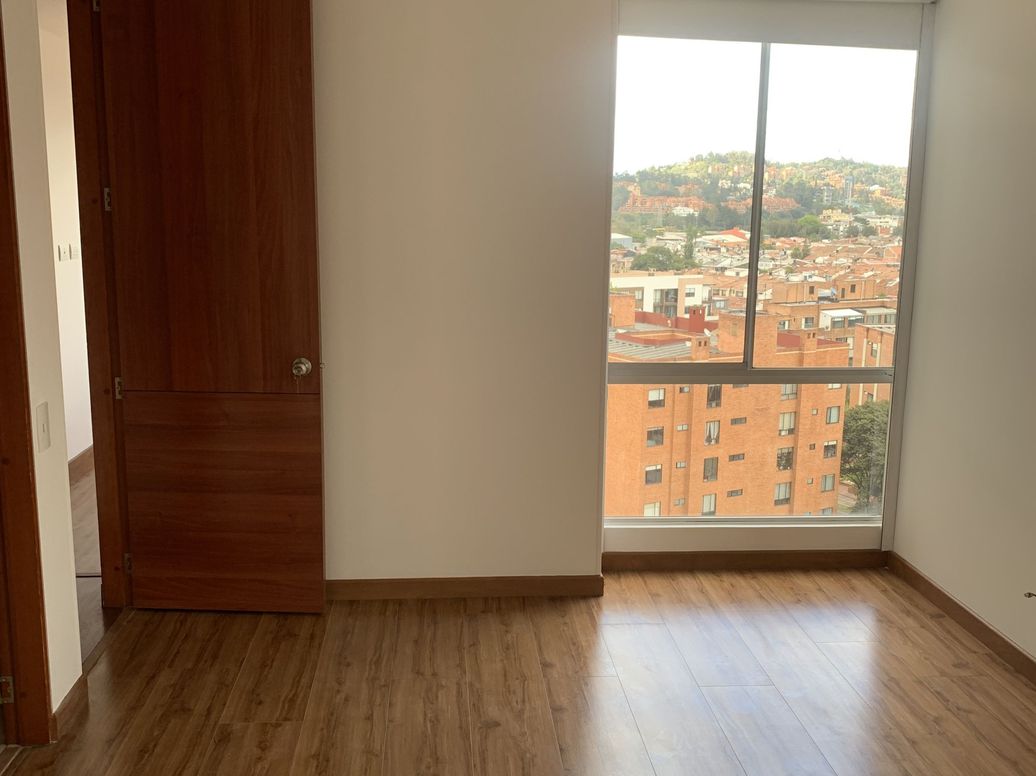 Apartamento de 3 alcobas en venta en Santa Rosa, Bogotá, 84 m² · foto 9 de 13