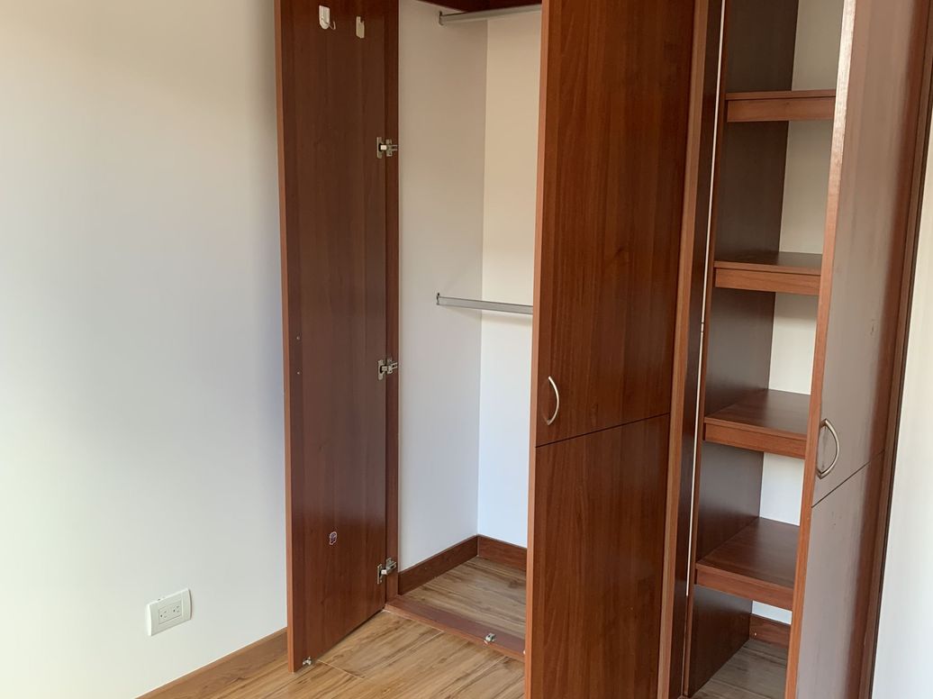 Apartamento de 3 alcobas en venta en Santa Rosa, Bogotá, 84 m² · foto 11 de 13