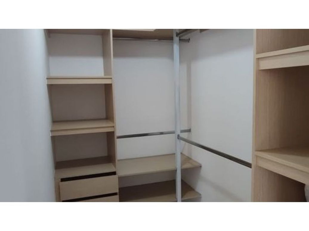 Apartamento de 3 alcobas en venta en Ub. Arboral, Bogotá, 82 m² · foto 10 de 15