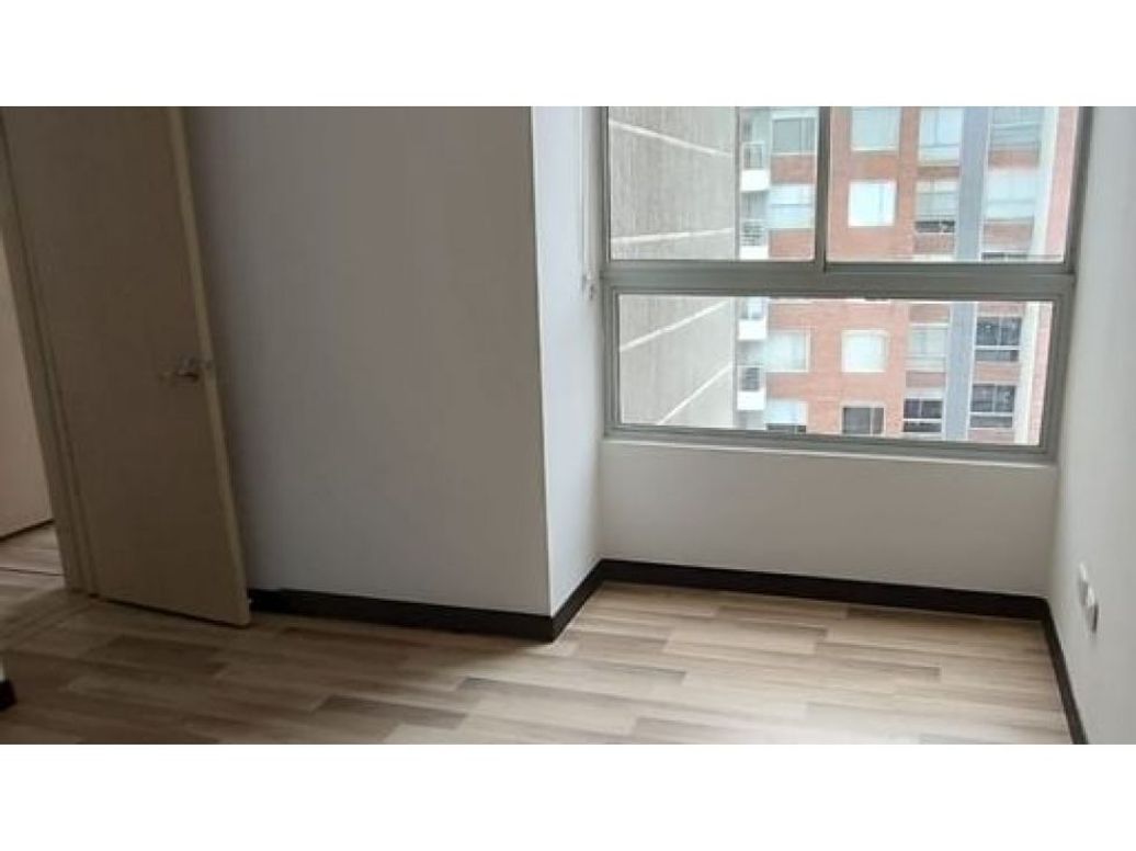 Apartamento de 3 alcobas en venta en Ub. Arboral, Bogotá, 82 m² · foto 8 de 15