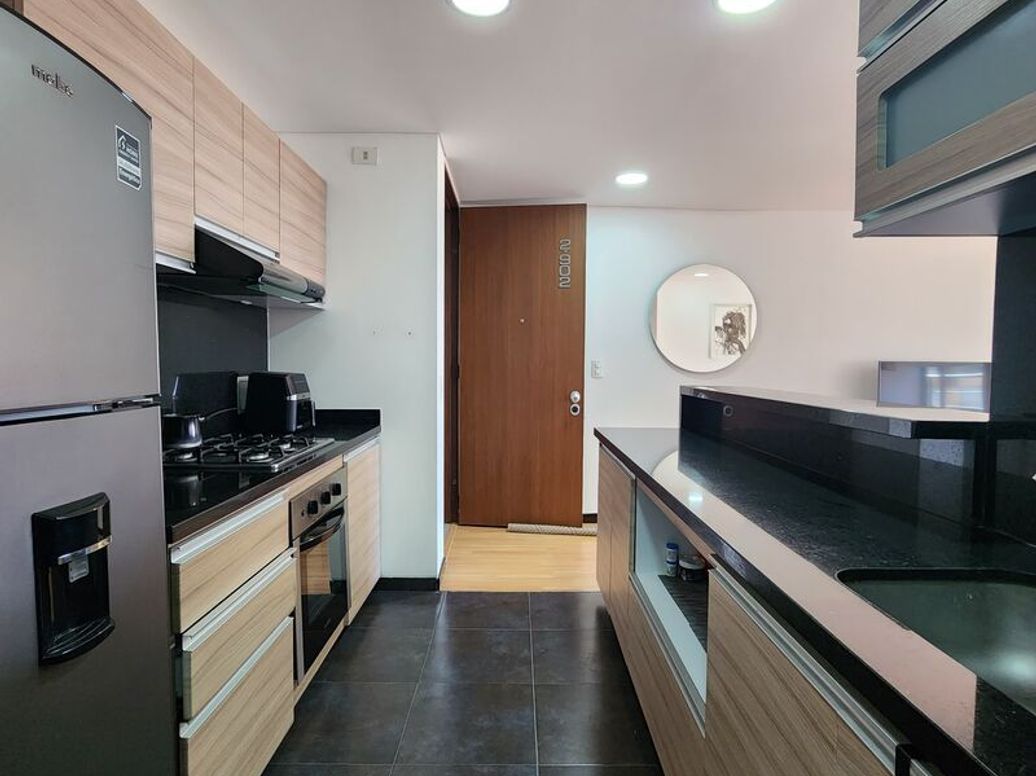 Apartamento de 2 alcobas en venta en Cedritos, Bogotá, 75 m² · foto 10 de 20