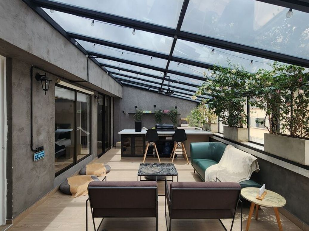Apartamento de 3 alcobas en venta en Santa Barbara Central, Bogotá, 150 m² · foto 3 de 20
