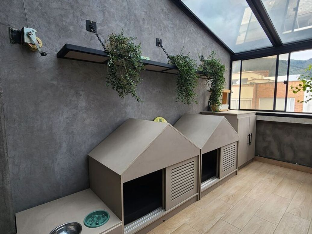 Apartamento de 3 alcobas en venta en Santa Barbara Central, Bogotá, 150 m² · foto 7 de 20