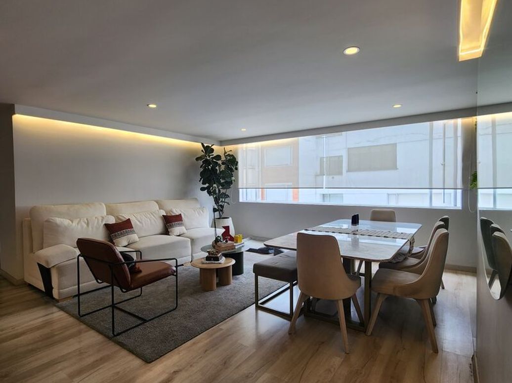Apartamento de 3 alcobas en venta en Santa Barbara Central, Bogotá, 150 m² · foto 19 de 20