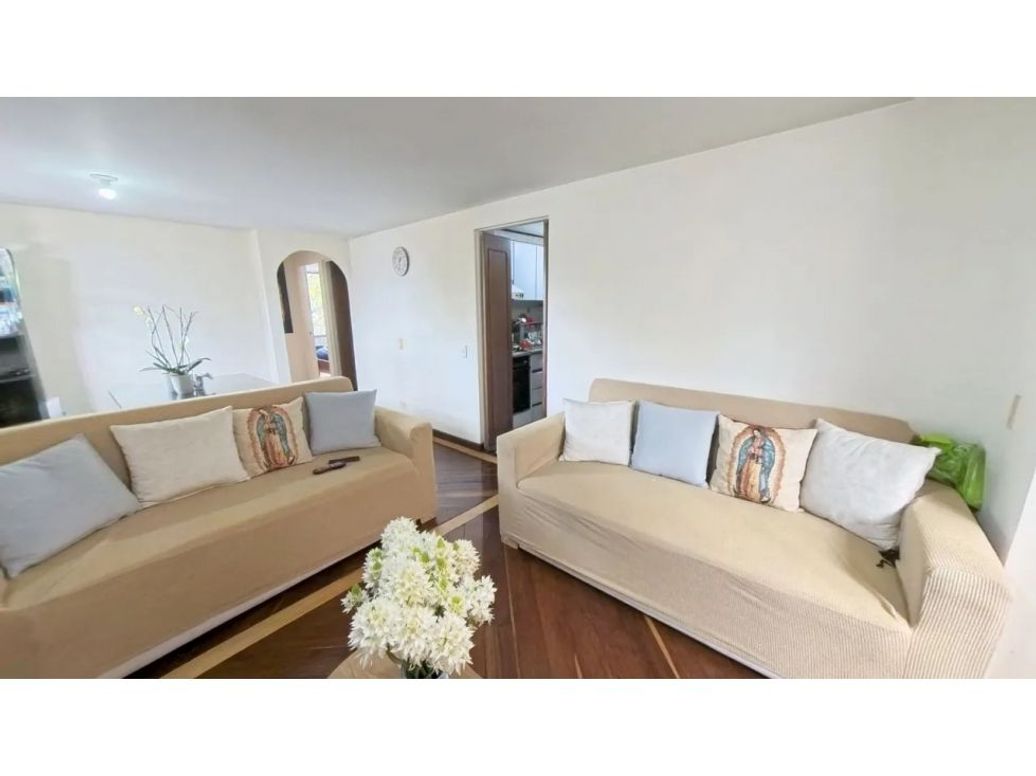 Apartamento de 2 alcobas en venta en Teusaquillo, Bogotá, 63 m² · foto 2 de 10
