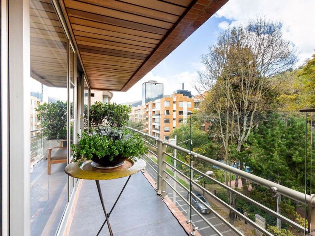 Apartamento de 2 alcobas en venta en Chico Norte Et. Ii, Bogotá, 285 m² · foto 8 de 20