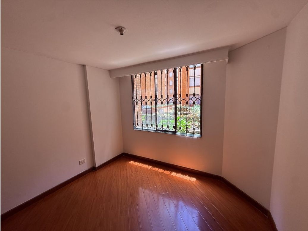Apartamento de 3 alcobas en venta en Modelia, Bogotá, 70 m² · foto 16 de 20