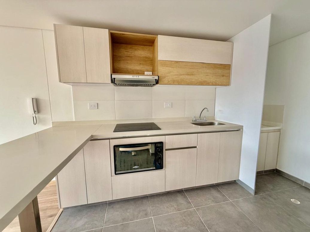 Apartaestudio en arriendo en Acacias Usaquen, Bogotá, 48 m² · foto 3 de 20