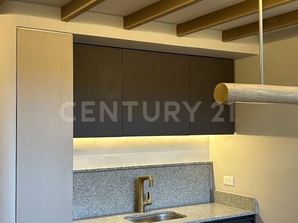 Apartamento de 1 alcoba en venta en Polo Club, Bogotá, 32 m² · foto 4 de 9