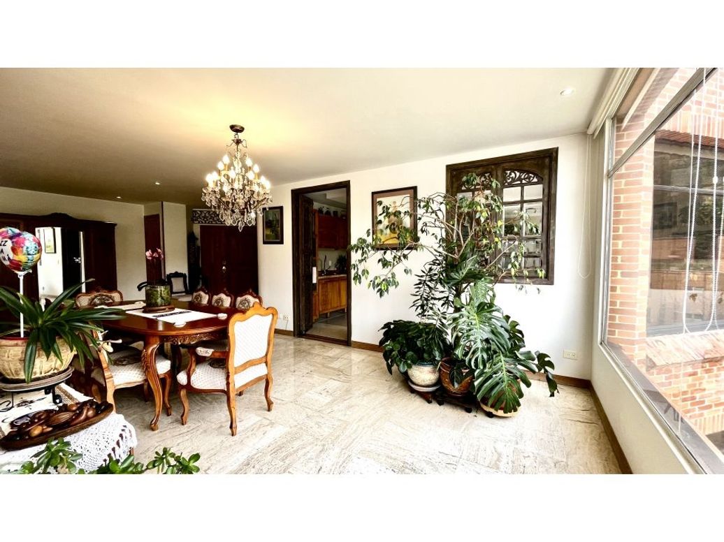 Apartamento de 3 alcobas en venta en Usaquén, Bogotá, 253 m² · foto 18 de 20