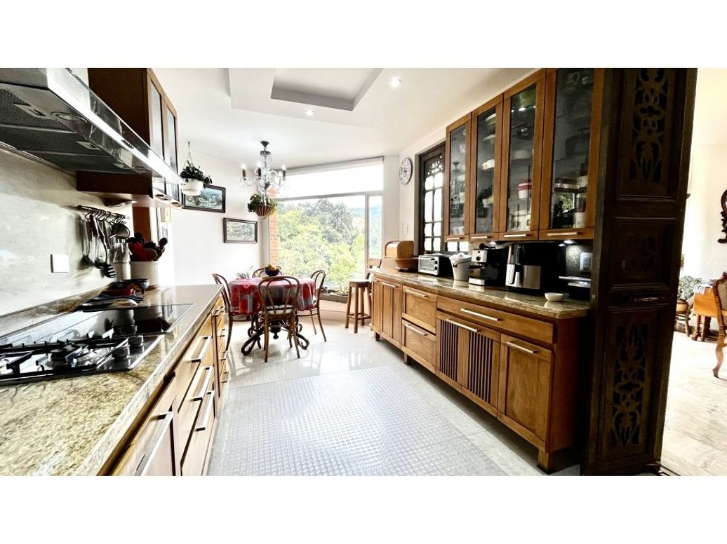 Apartamento de 3 alcobas en venta en Usaquén, Bogotá, 253 m² · foto 19 de 20