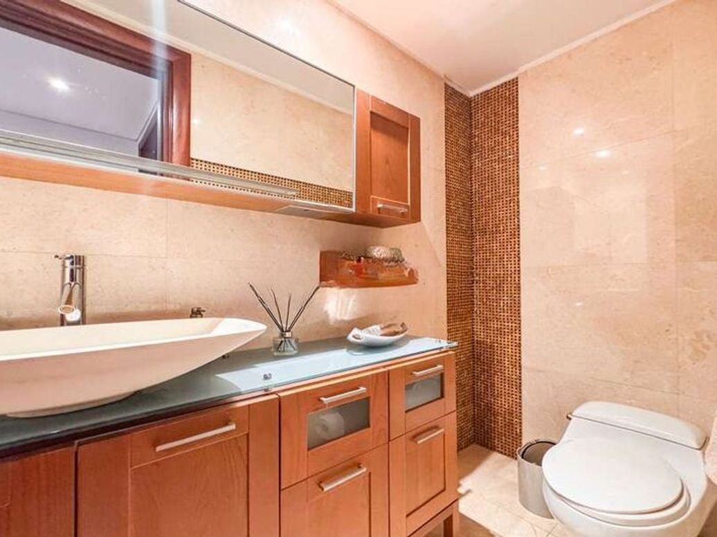 Apartamento de 4 alcobas en venta en La Cabrera, Bogotá, 330 m² · foto 10 de 16