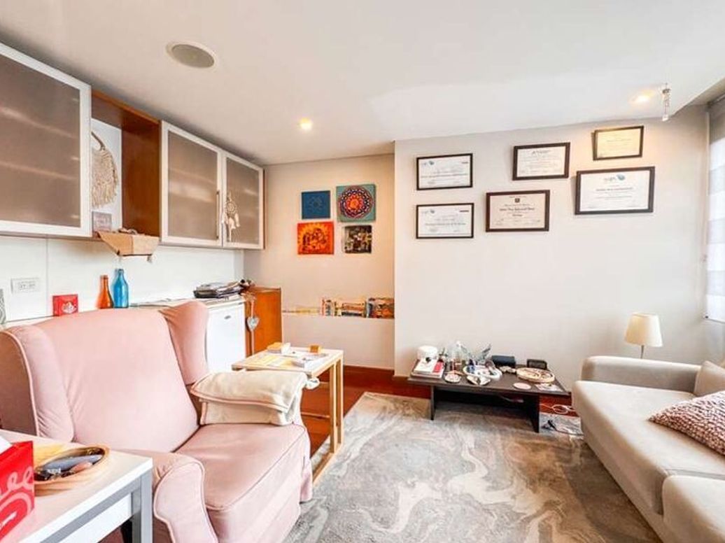 Apartamento de 4 alcobas en venta en La Cabrera, Bogotá, 330 m² · foto 15 de 16