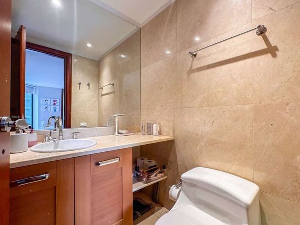 Apartamento de 4 alcobas en venta en La Cabrera, Bogotá, 330 m² · foto 13 de 16